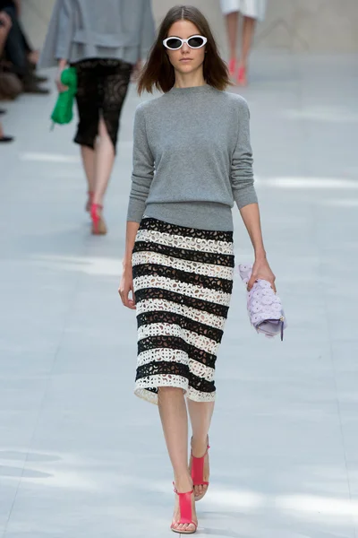 Look 23
